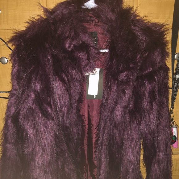Fur Jacket - Picture 1 of 2